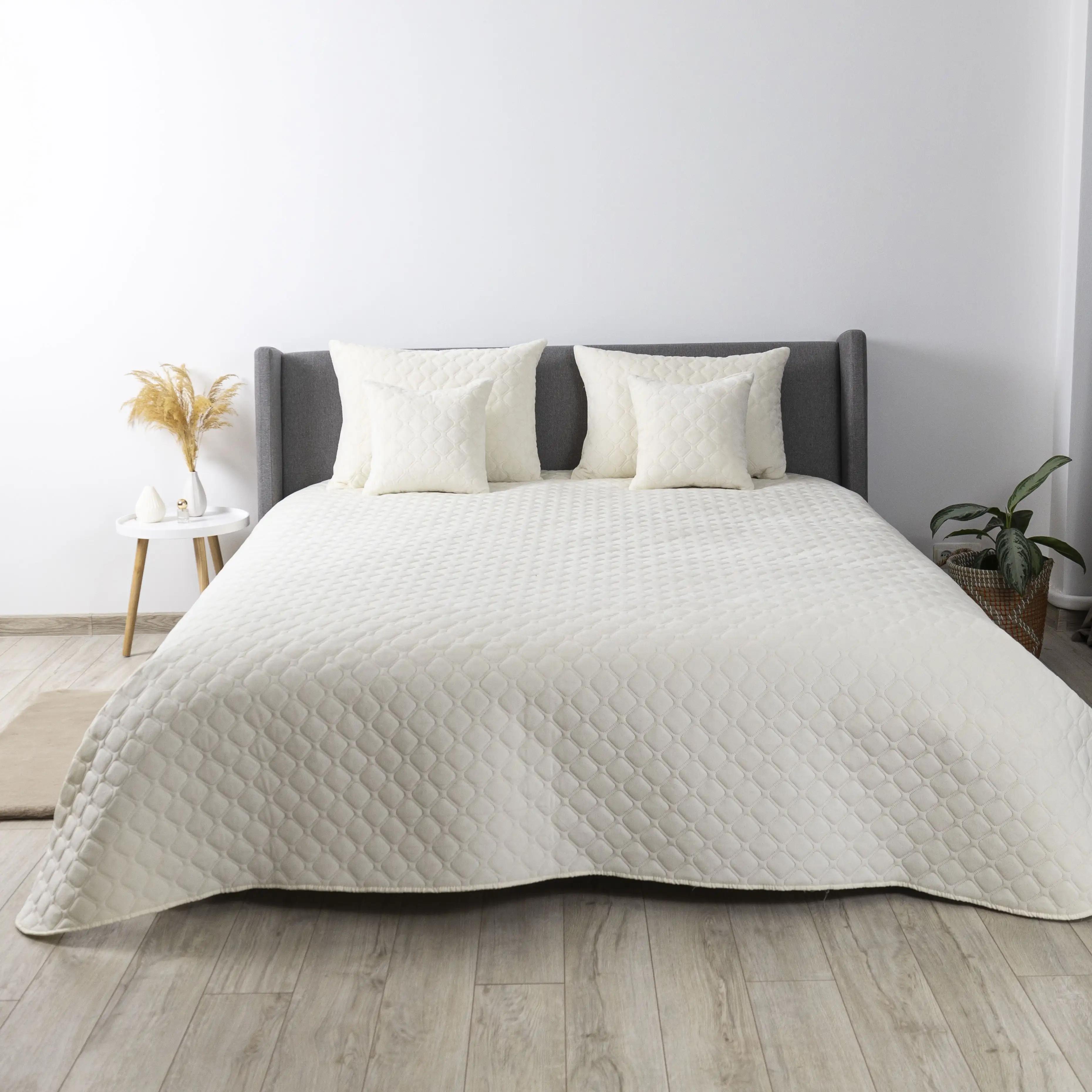 Покривало ТЕП "VELOUR" Молочне/Ромб круглий, 150x210 - Фото 2