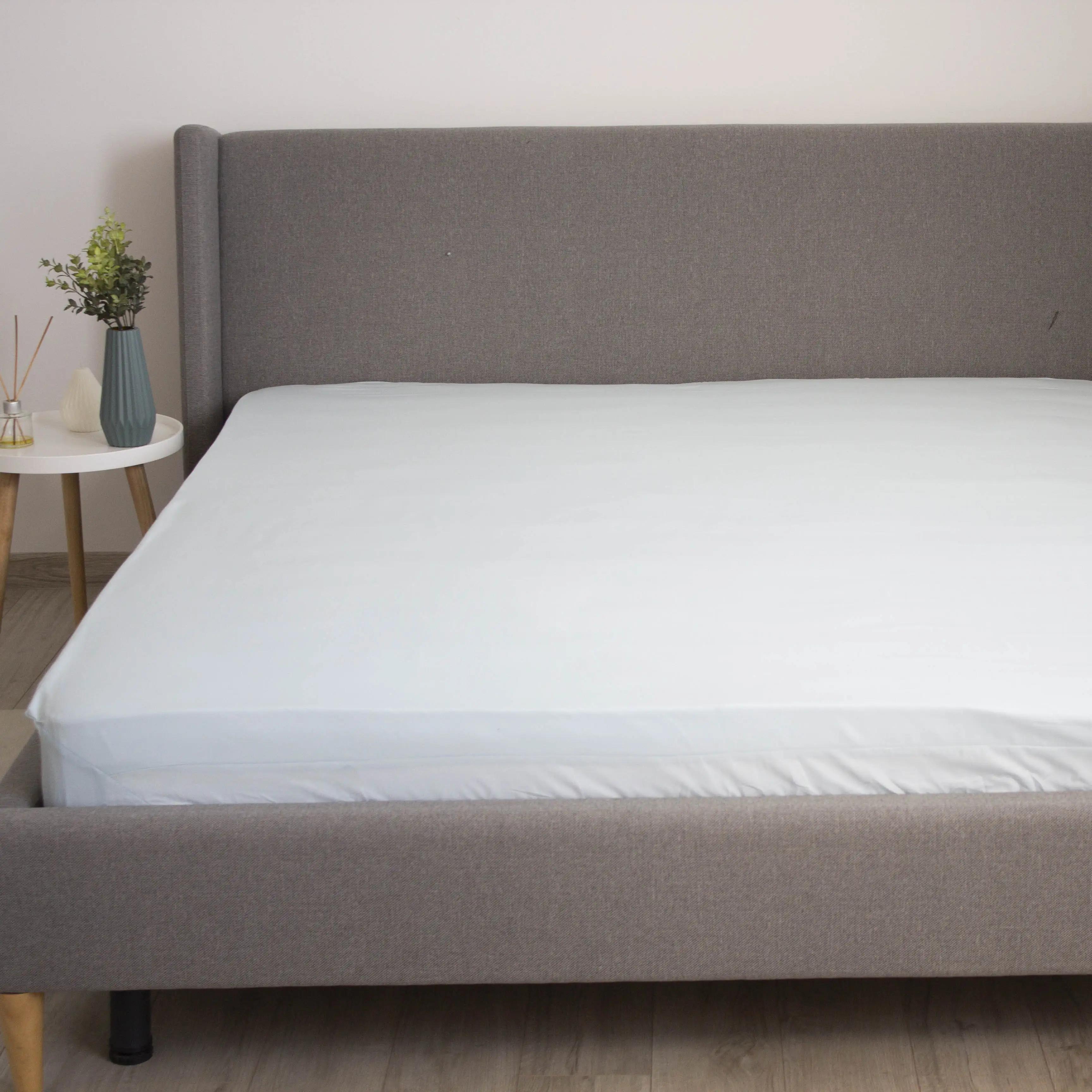 Простирадло "НАТХНЕННЯ" з резинкою Light Blue