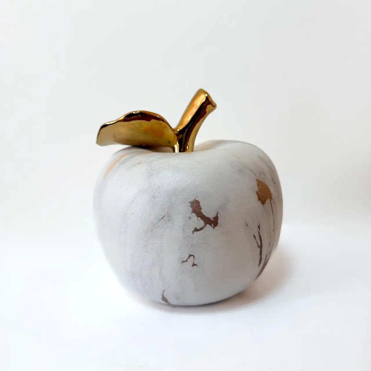 Декоративна фігурка “Marble Apple”, кераміка, 13,5×13,5×15 см