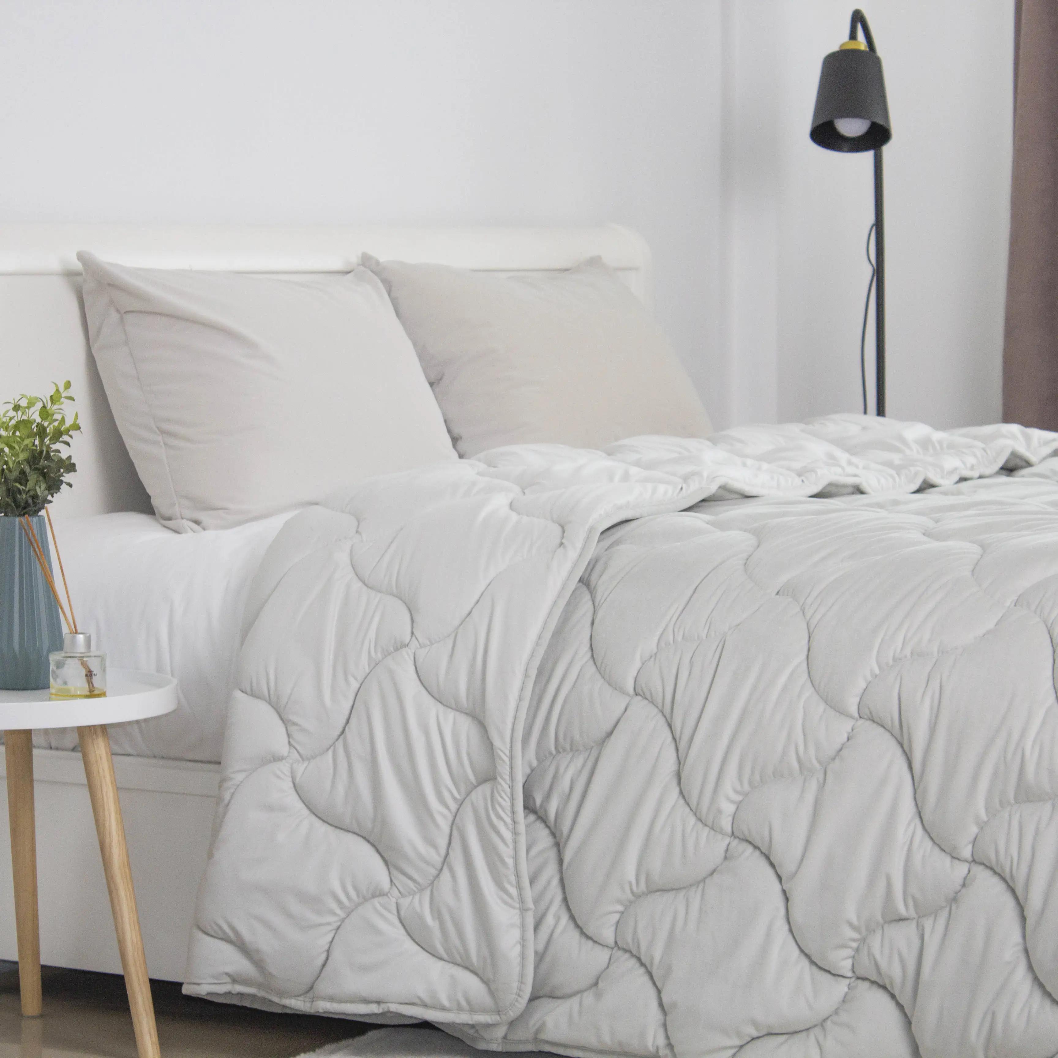 Ковдра ТЕП "VELOUR" Світло - сіра, 150x210 - Фото 3