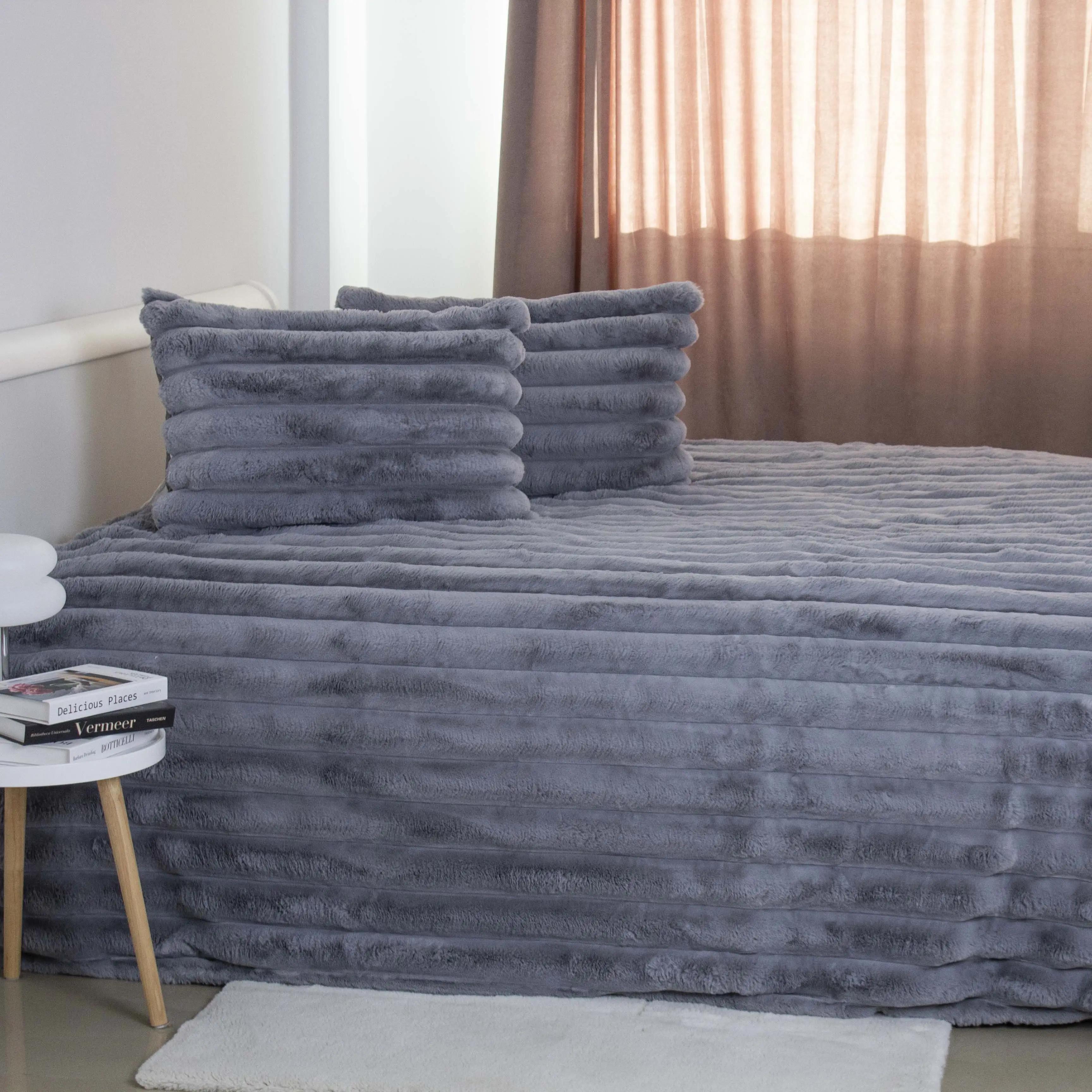 Покривало ТЕП "PLUSH BLISS" сіре, 240x260 - Фото 2