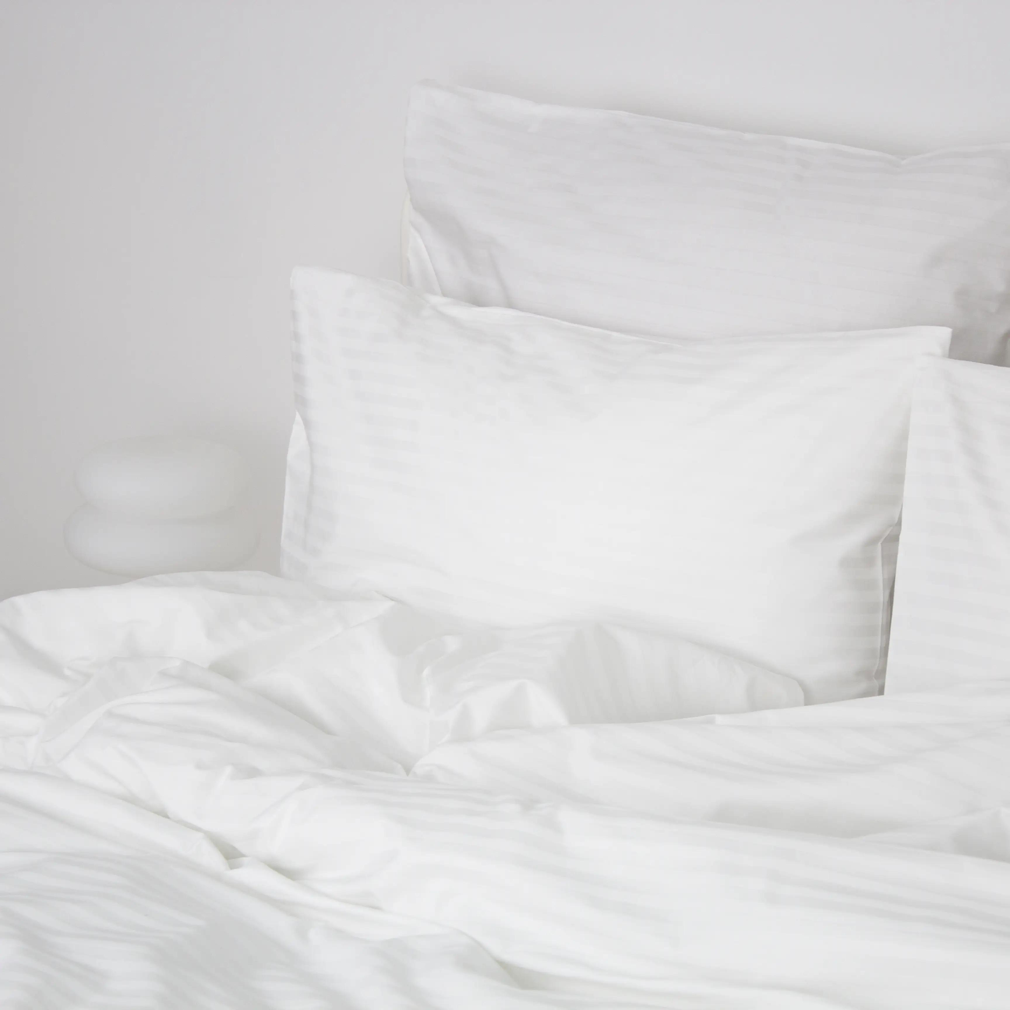 Комплект постільної білизни ТЕП "СТРАЙП САТИН PREMIUM" Optical White, євро - Фото 5