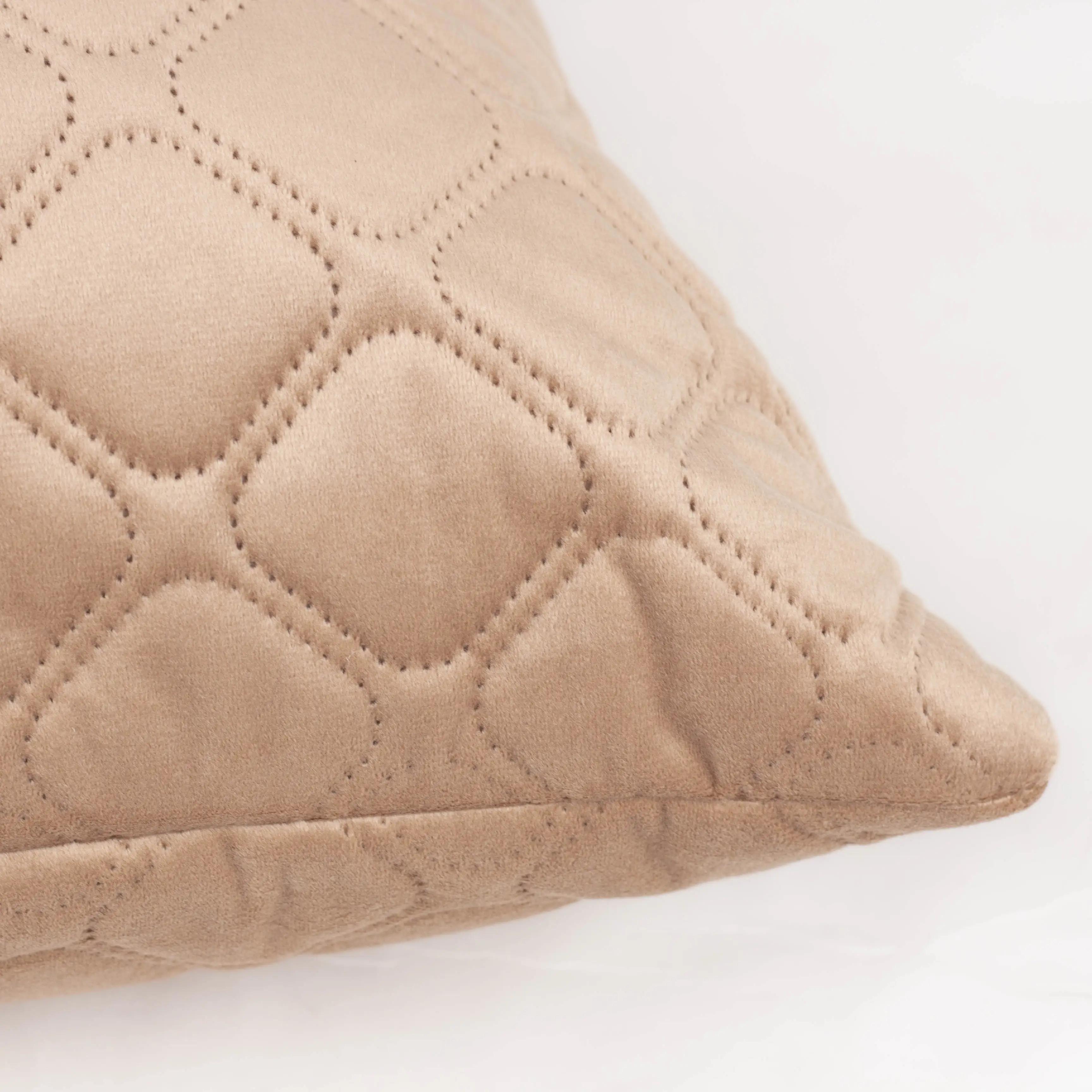 Подушка декоративна "VELURE" Золотий беж, 50x70 - Фото 5