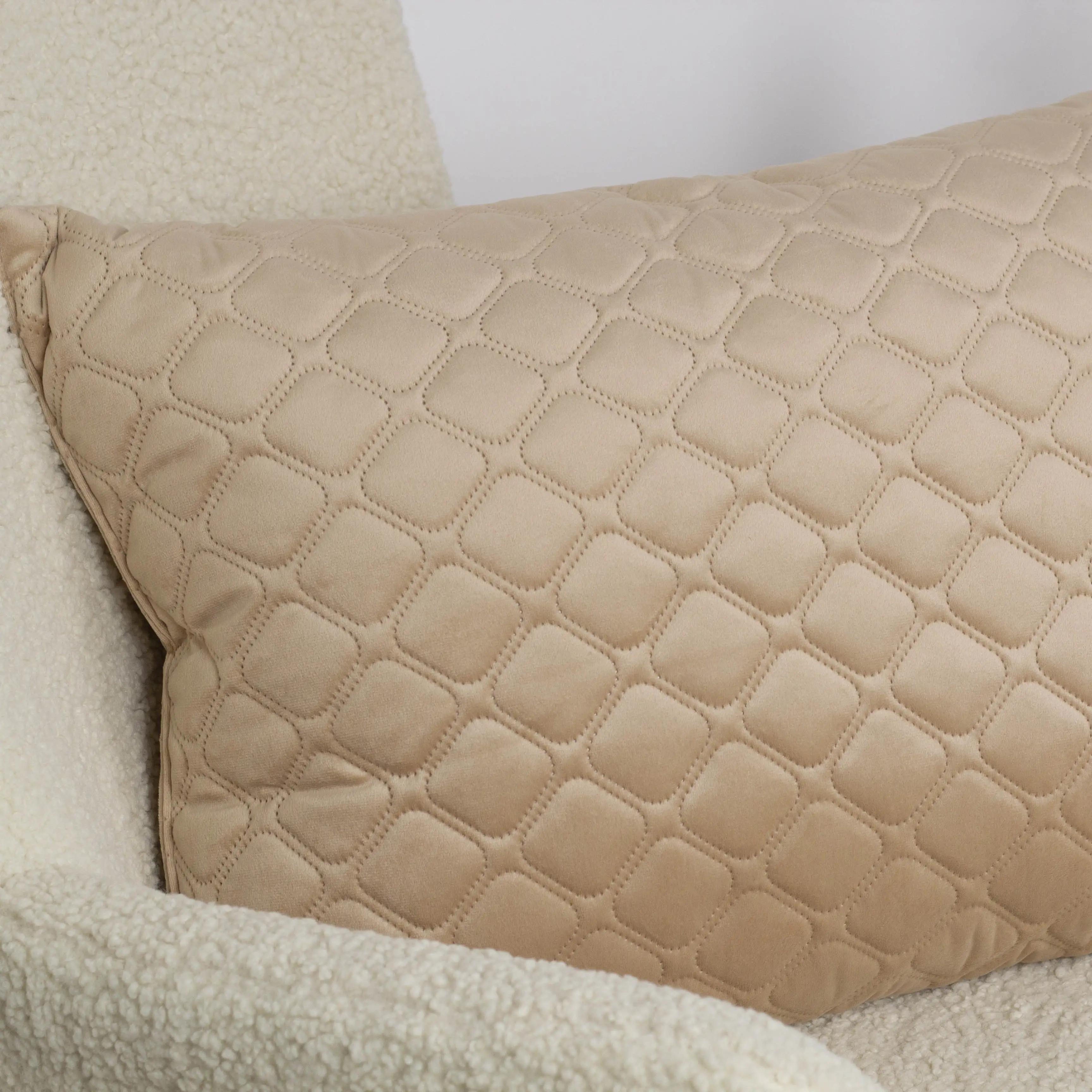 Подушка декоративна "VELURE" Золотий беж, 50x70 - Фото 4