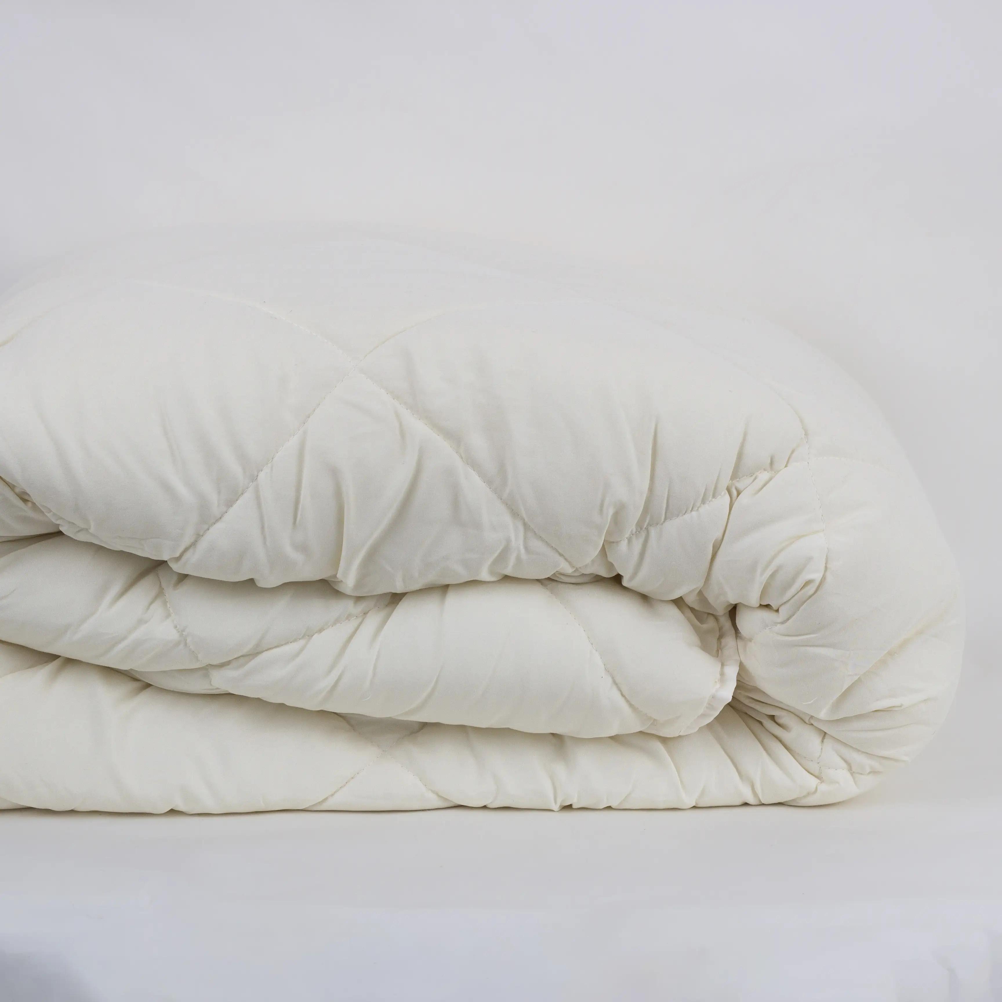 Ковдра FRIENDLY "FOUR SEASONS" молочна, 150x210 - Фото 4