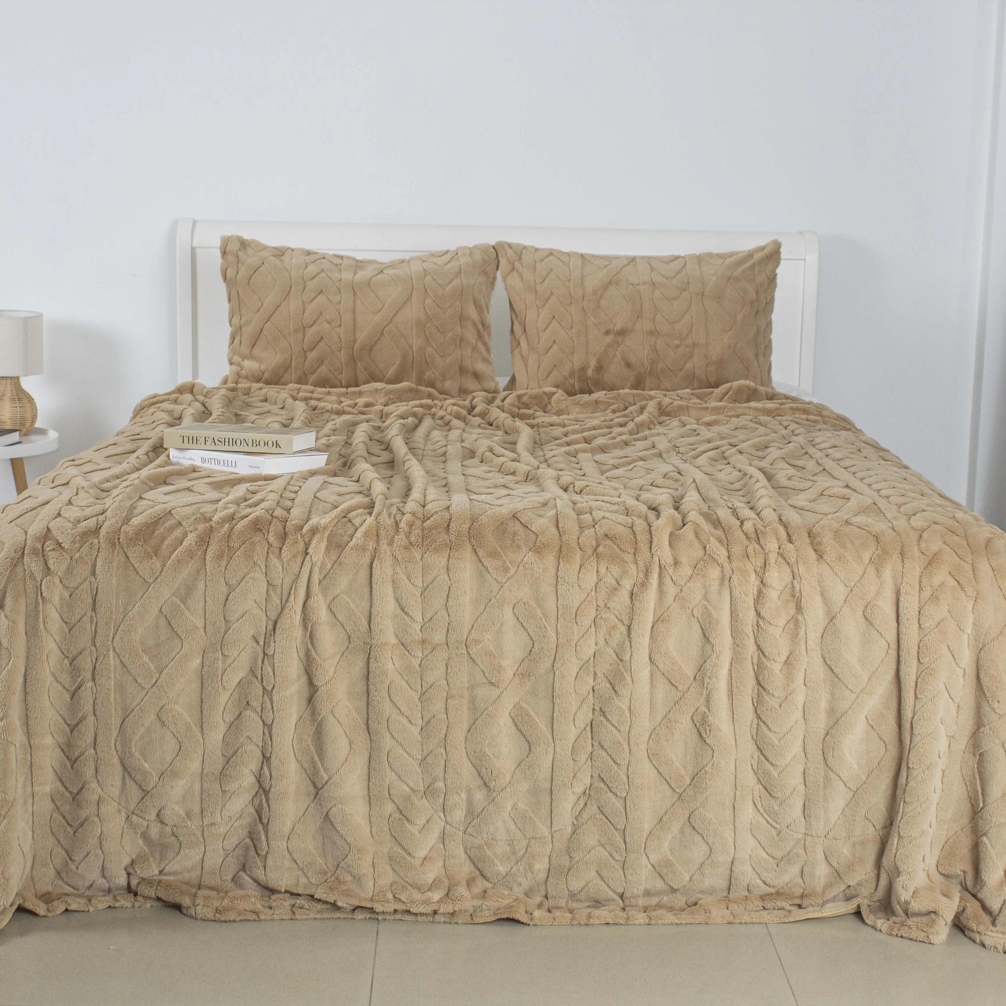 Наволочка декоративна ТЕП "SOFT ANGORA" золотий беж, 50x70 - Фото 3