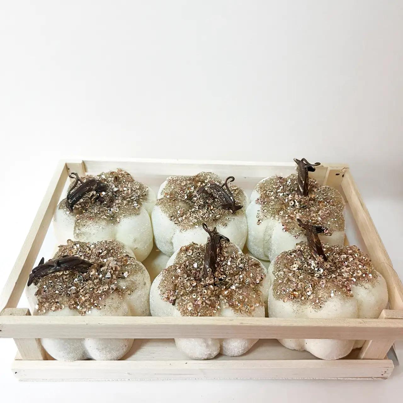 Набір декоративних елементів “Winter Pumpkins”, 6 шт Набір декоративних елементів “Winter Pumpkins”, 6 шт