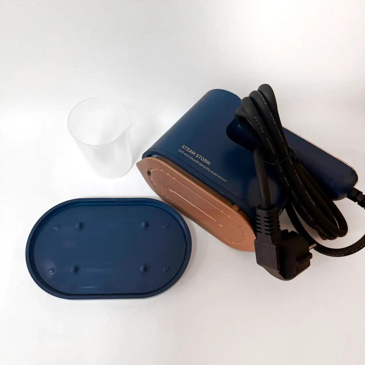 Праска-відпарювач дорожня “Warm Travel” 1200 W, синя, Декор - Фото 2 Праска-відпарювач дорожня “Warm Travel” 1200 W, синя, Декор - Фото 2