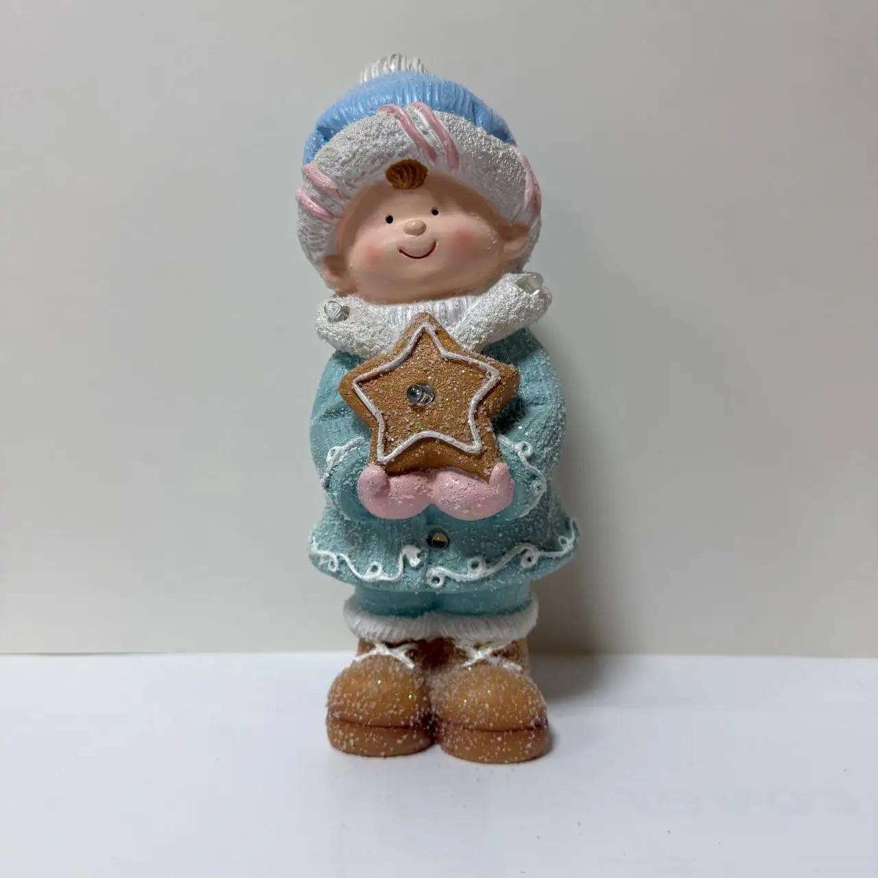 Новорічна фігурка з підсвіткою «Малюк з пряником» Новорічна фігурка з підсвіткою «Малюк з пряником»