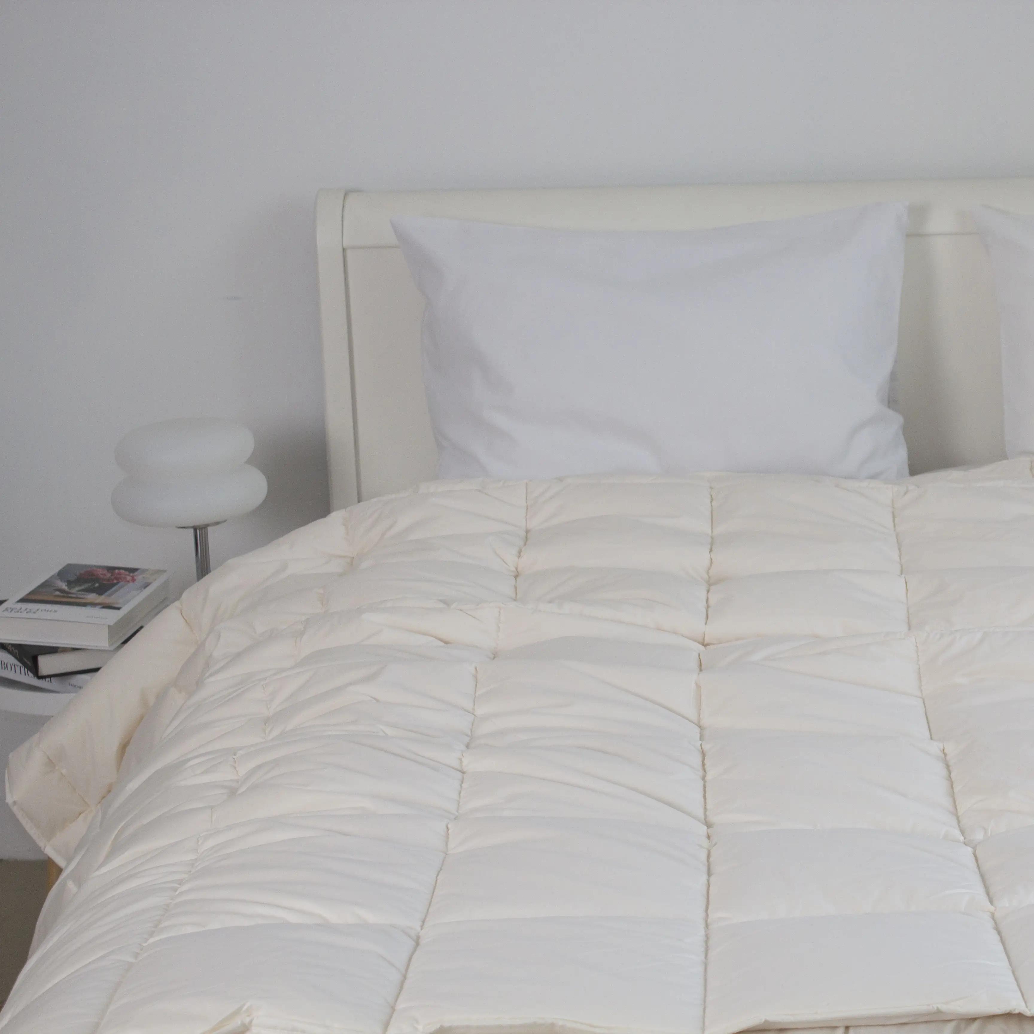 Ковдра «COTE BLANC» SILK, 155x200 - Фото 5 Ковдра «COTE BLANC» SILK, 155x200 - Фото 5