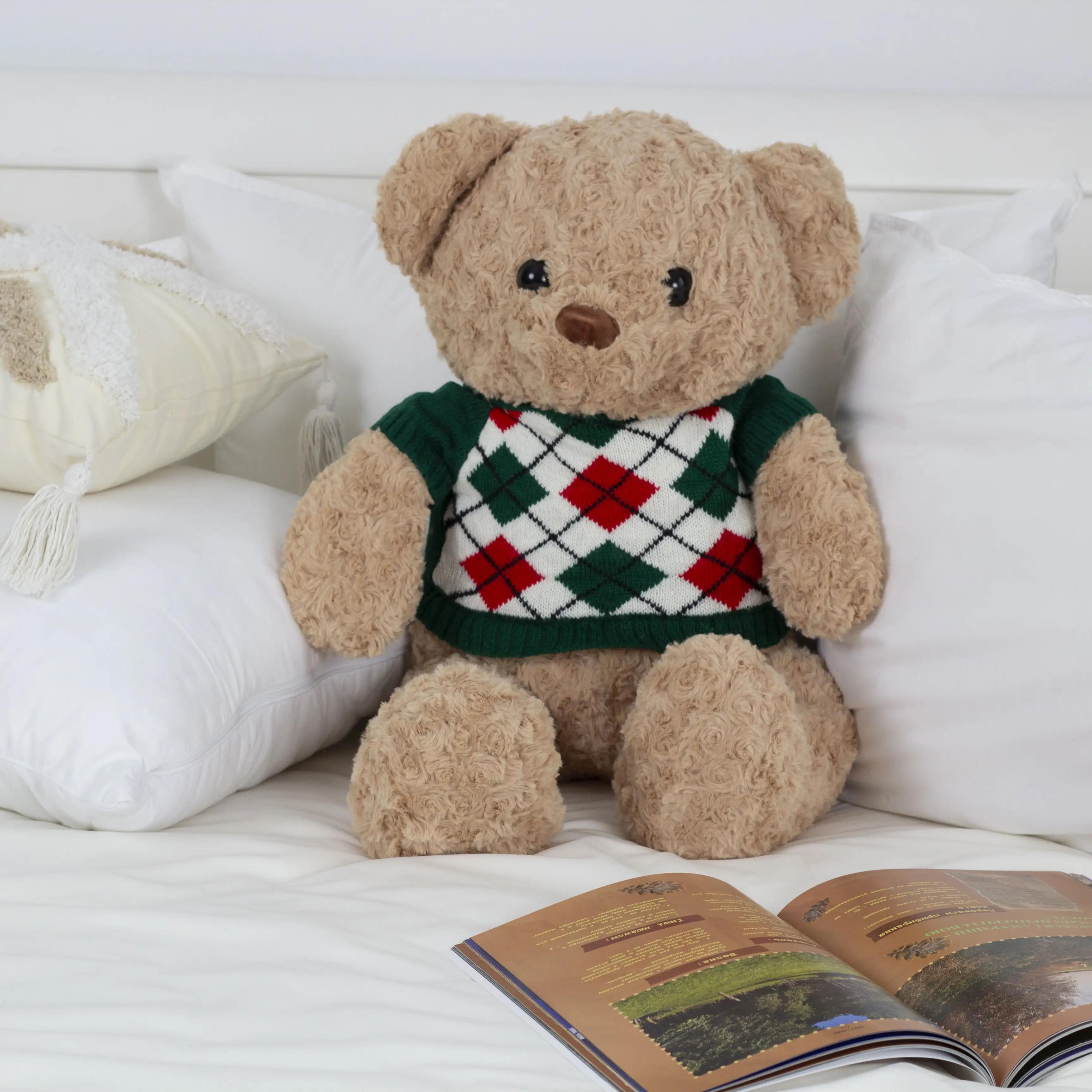М'яка іграшка Ведмедик у зеленому светрі з пледом — Comfort Bear Set - Фото 2 М'яка іграшка Ведмедик у зеленому светрі з пледом — Comfort Bear Set - Фото 2