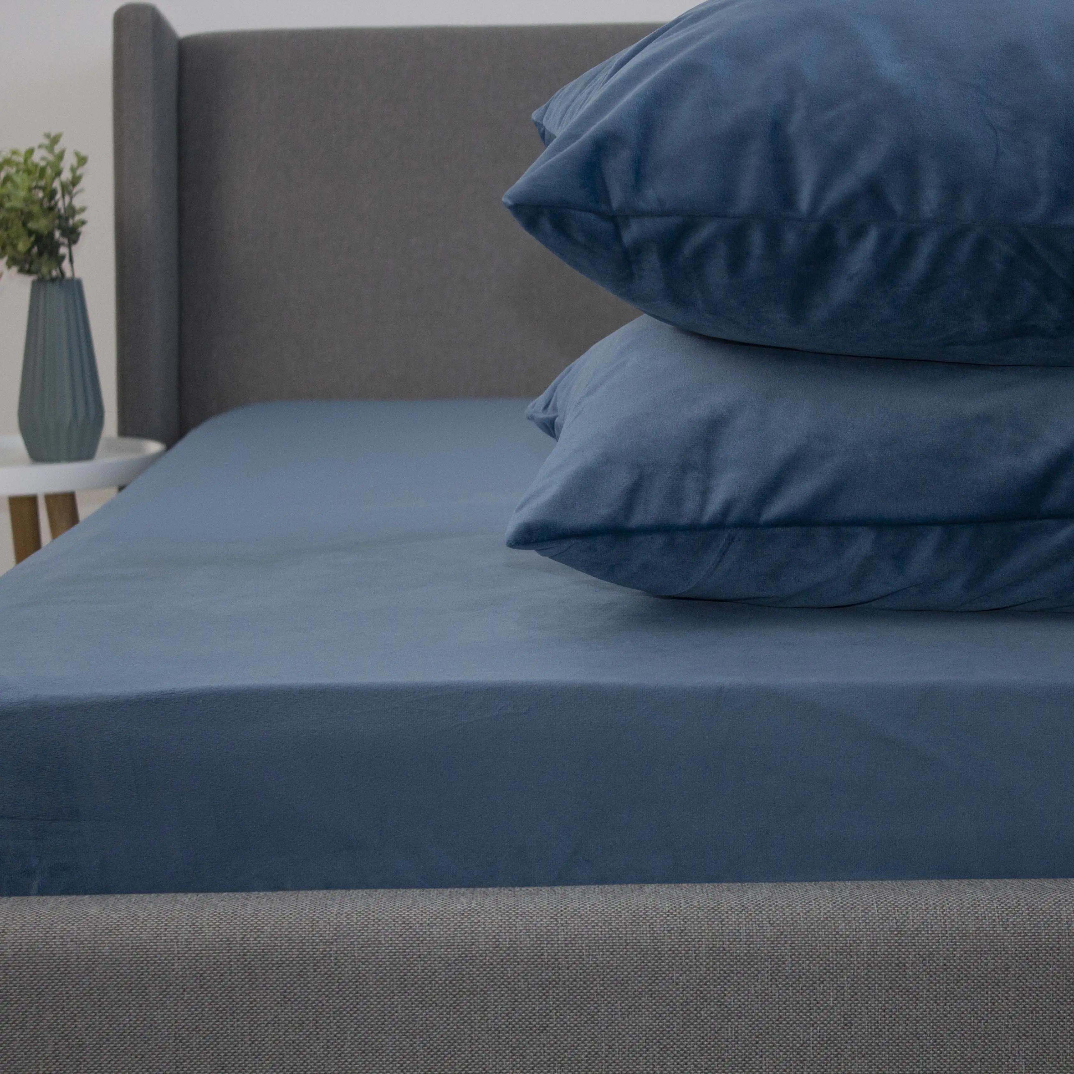 Наволочка декоративна ТЕП "VELOUR" 50x70 з замком, розкроєні Темно-синій, 50x70 - Фото 2 Наволочка декоративна ТЕП "VELOUR" 50x70 з замком, розкроєні Темно-синій, 50x70 - Фото 2