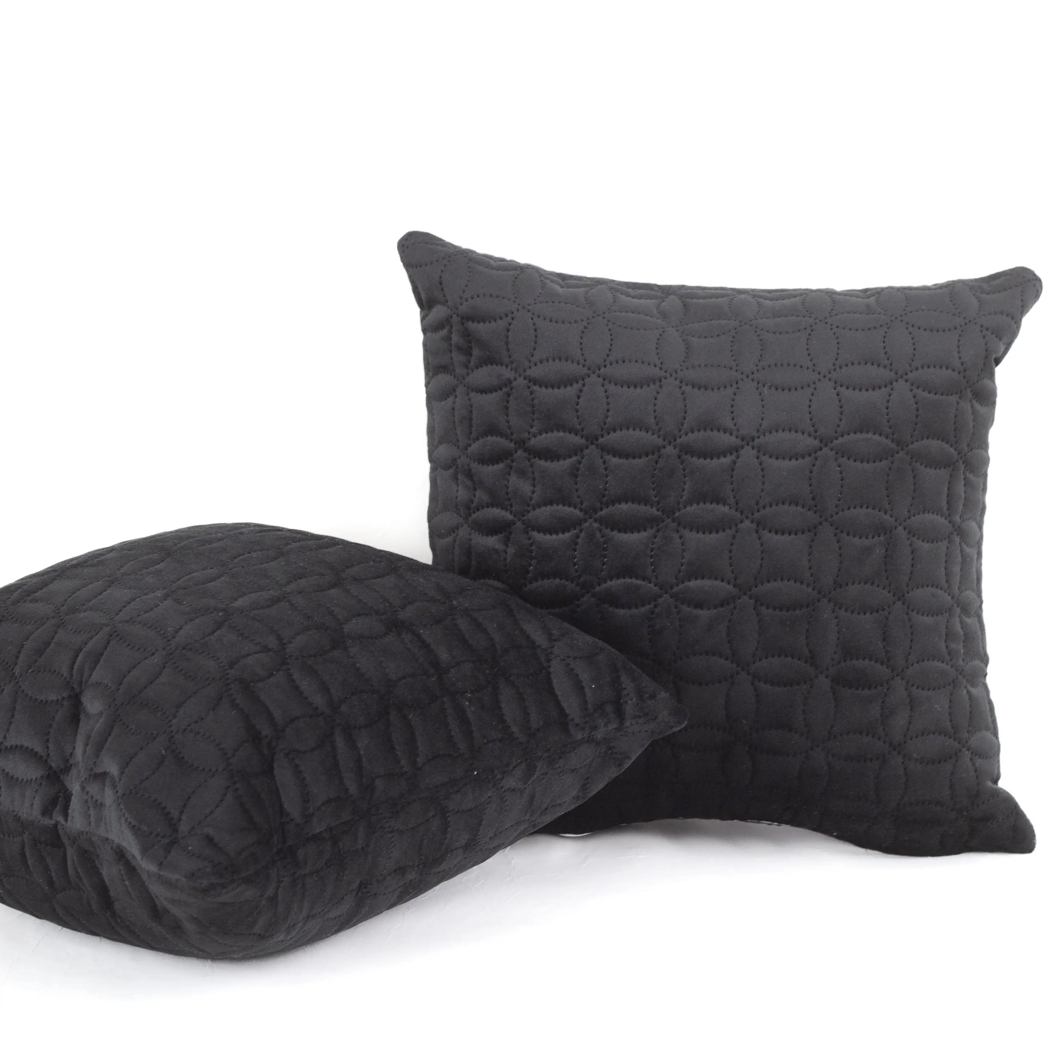 Наволочка декоративна ТЕП "VELOUR" 45*45 см з замком Чорний/Мозаїка, 45x45 - Фото 2 Наволочка декоративна ТЕП "VELOUR" 45*45 см з замком Чорний/Мозаїка, 45x45 - Фото 2